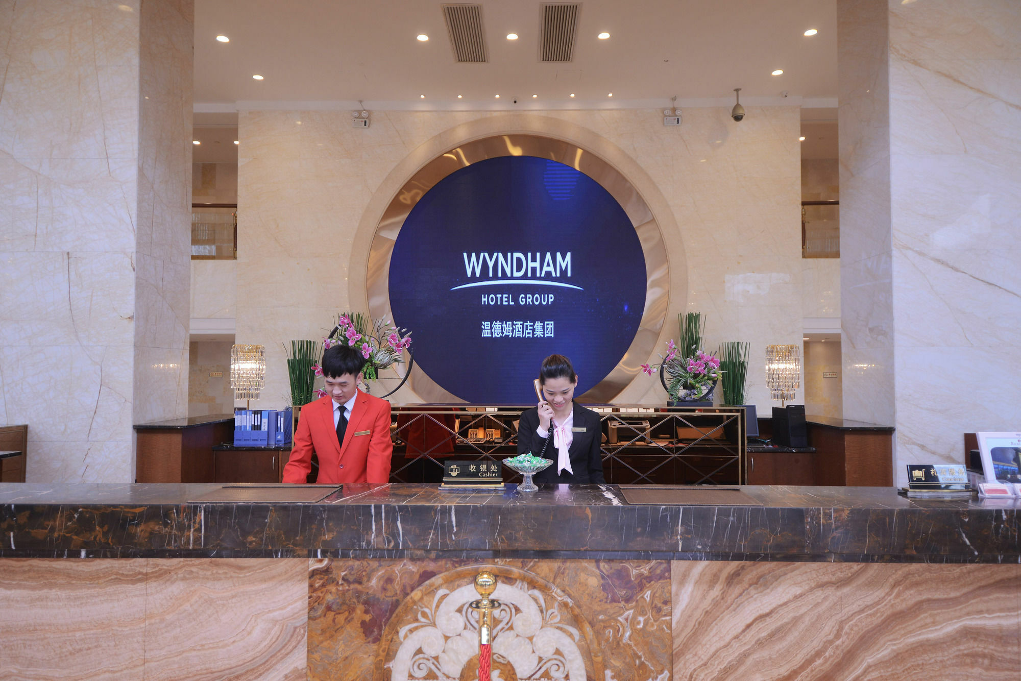 Ramada Shenzhen Baoan Hotel Exterior photo